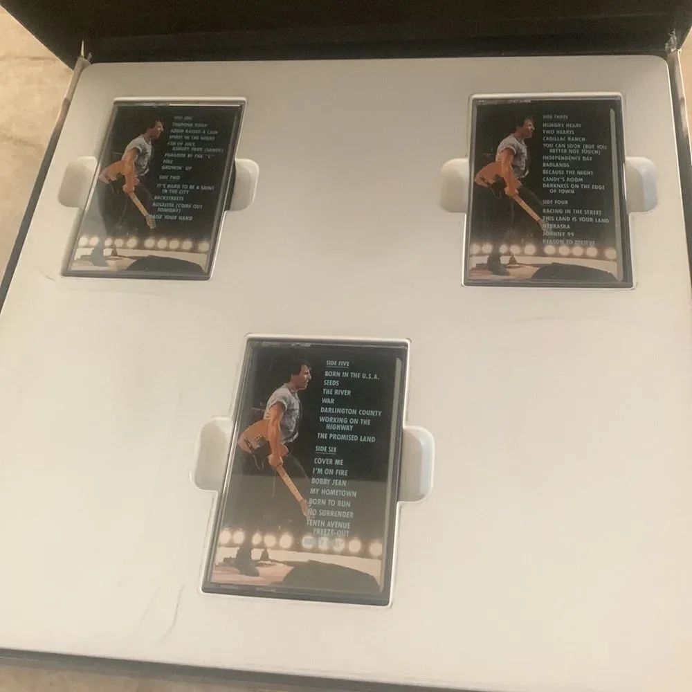 Bruce Springsteen Commemorative Set - Picture 4 of 6